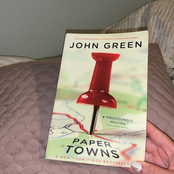 2 John Green books - Picture 2 of 2